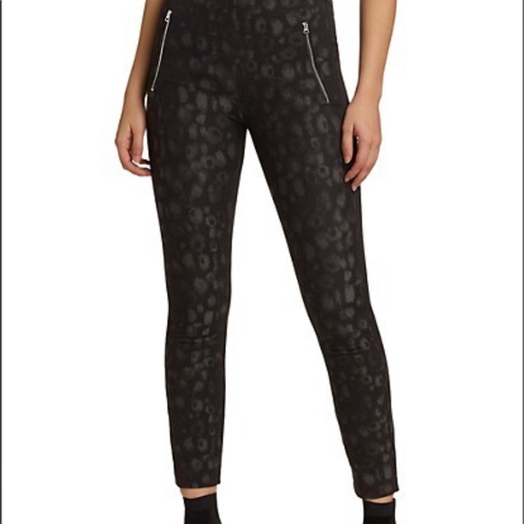 Rag & Bone Simone Leopard pant with zip pockets. Size 0 - Picture 2 of 8